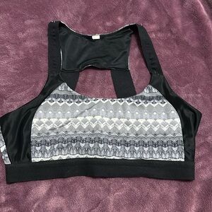 Alo Yoga Cortina Bra- Size M